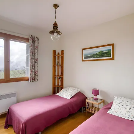 Casa de Férias Le Balcon Des Puys *